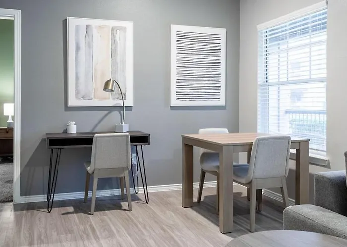 Landing Modern With Amazing Amenities Apartment Round Rock